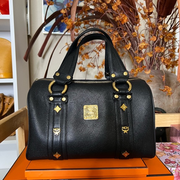 ❌SOLD❌MCM pebbled leather Boston bag - Picture 1 of 7